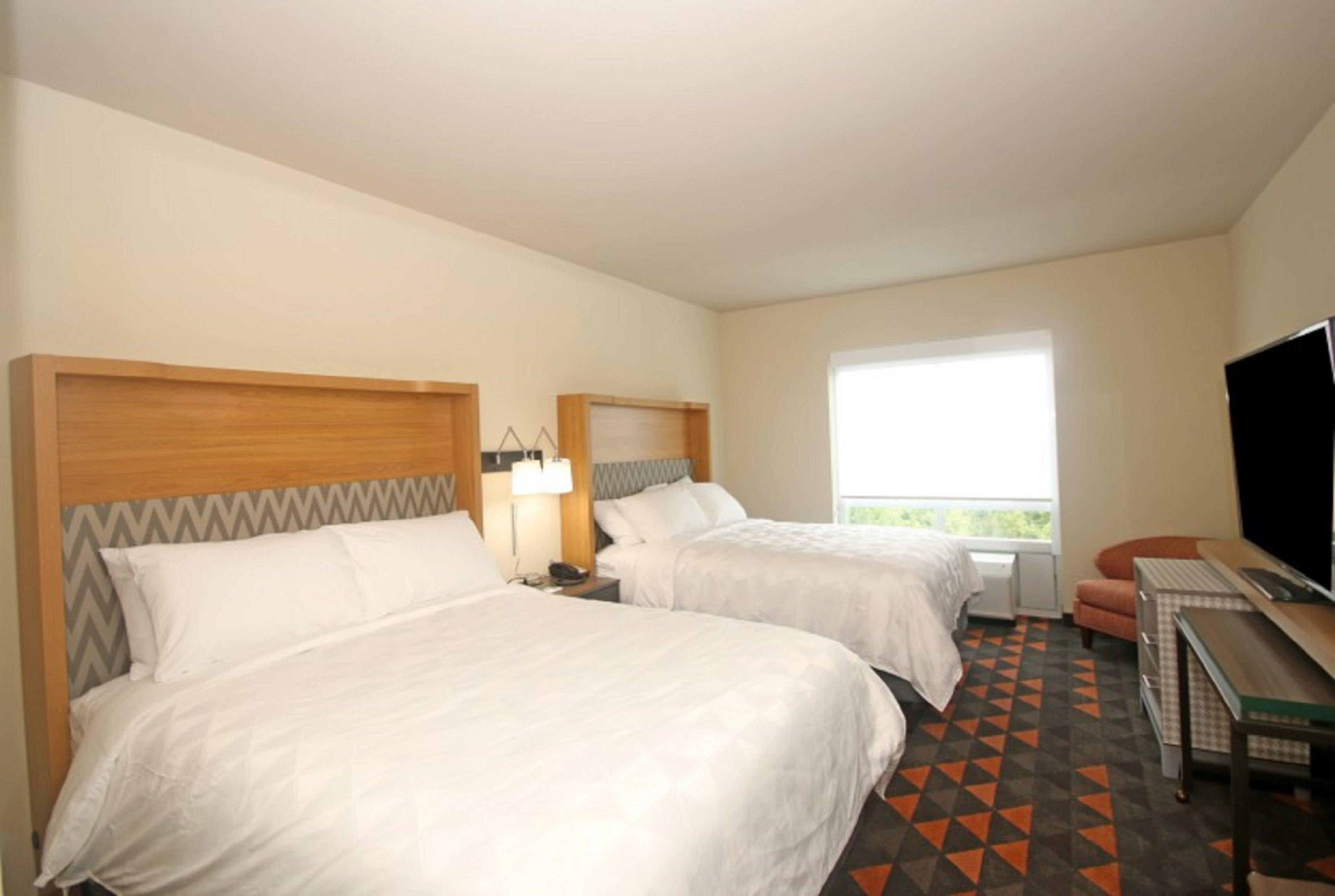 Holiday Inn & Suites - Fayetteville W-Fort Bragg Area By Ihg Exterior photo